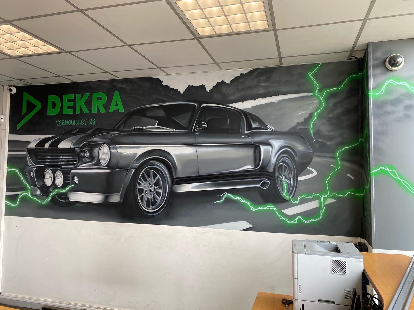 Fresque murale DEKRA contrôle technique